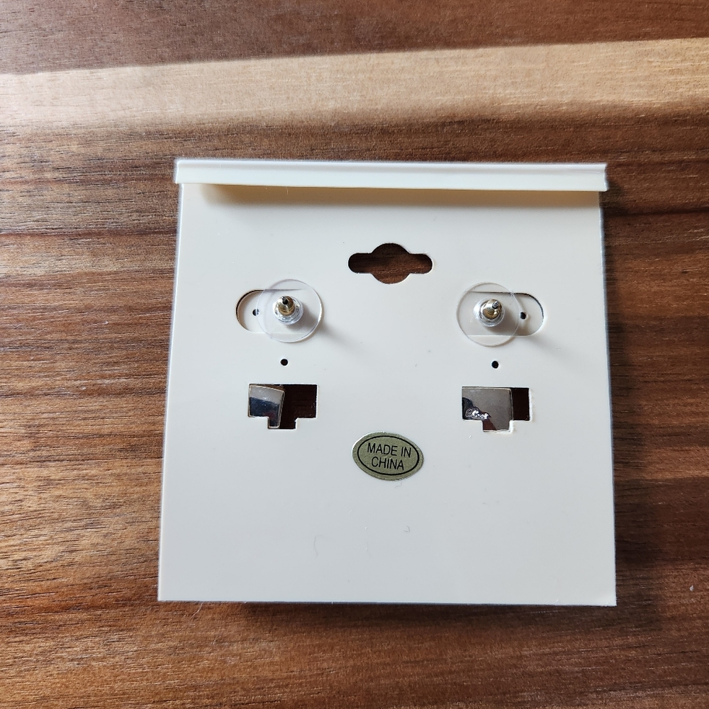 Best Purse Pierced Earrings - Picture 5 of 5